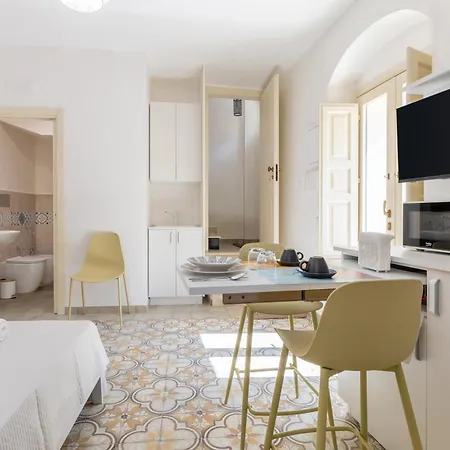 Liola Guest house
